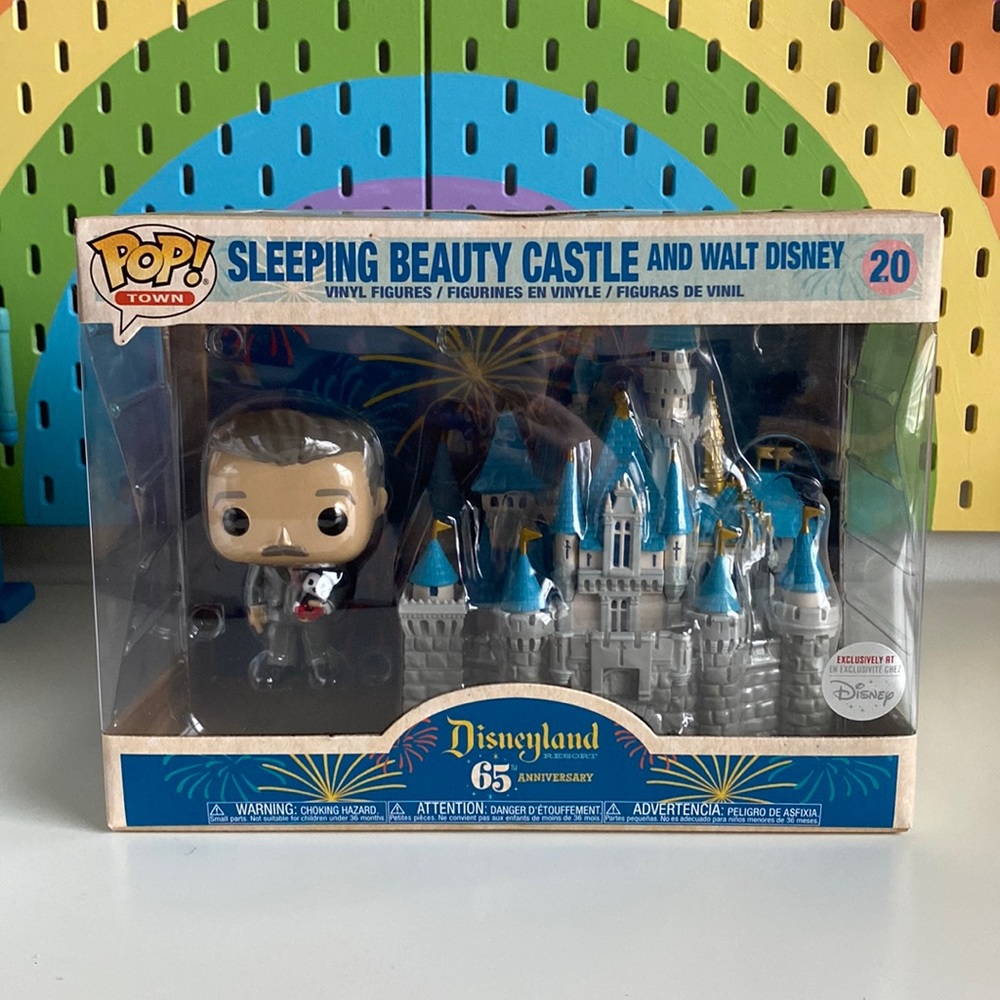Sleeping Beauty Castle and Walt Disney Funko Pop! #20 Brand new, still in box